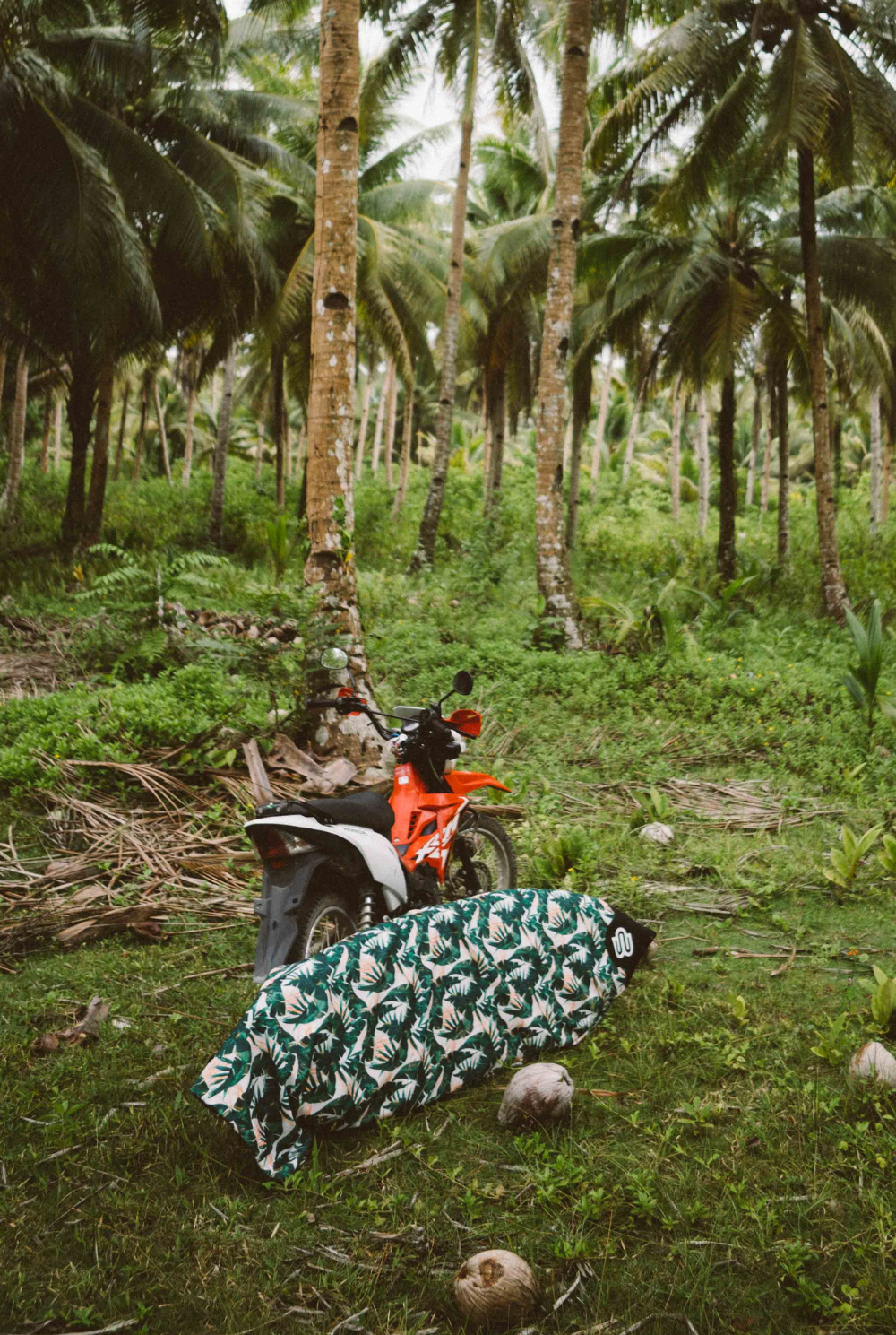 Green Leaf - Shortboard Surfboard Cover